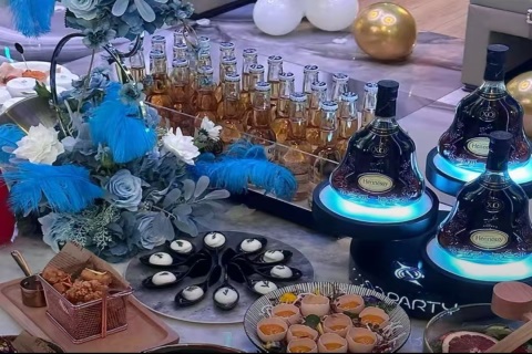 阳泉夜场招聘,阳泉高端夜店,轻松日结,便装上班无忧愁